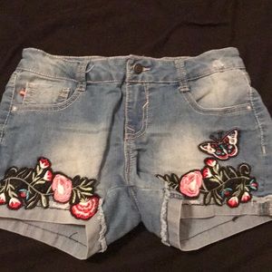 Vigoss flower shorts